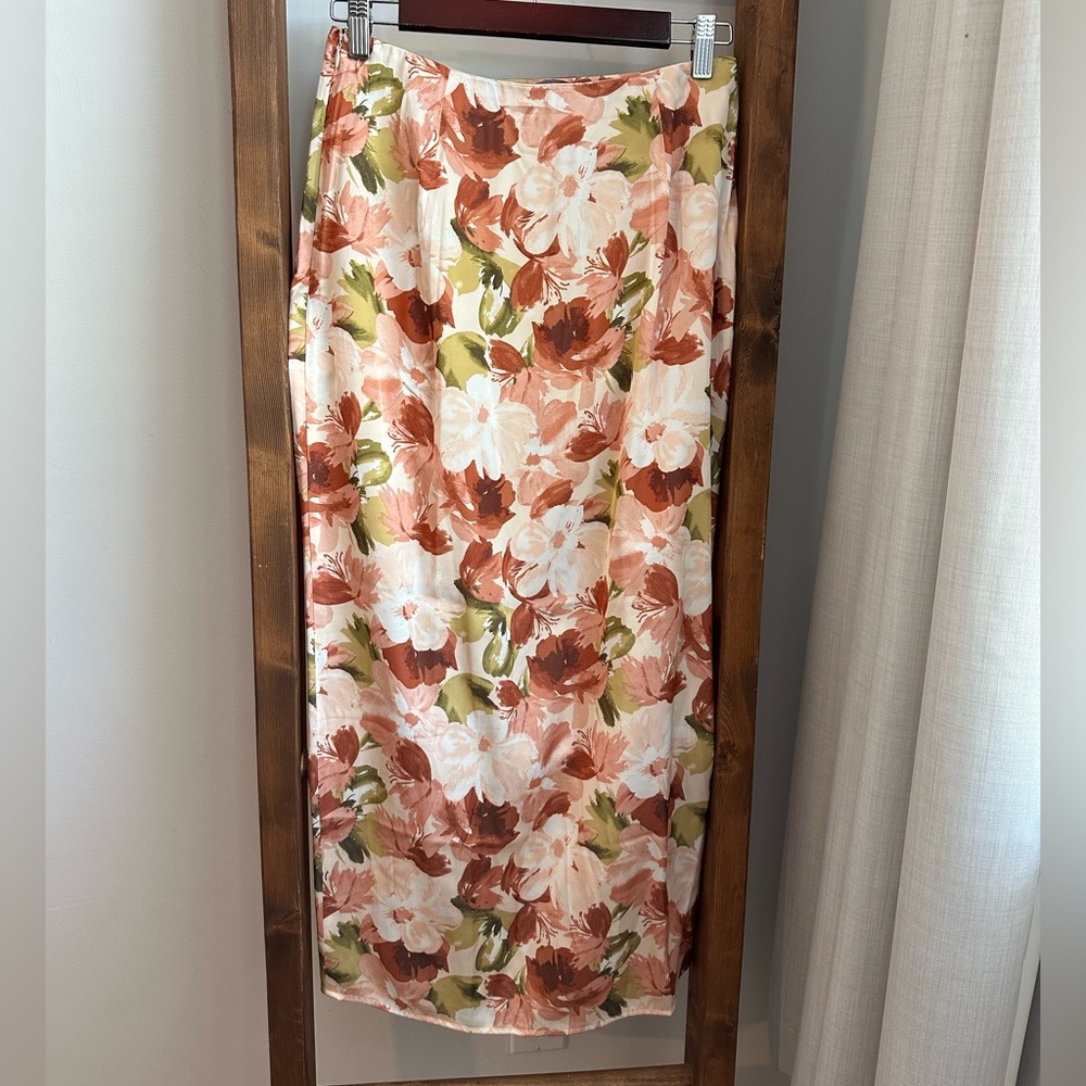 Abercrombie & Fitch Floral Maxi Skirt - Orange and Green - Picture 6 of 9